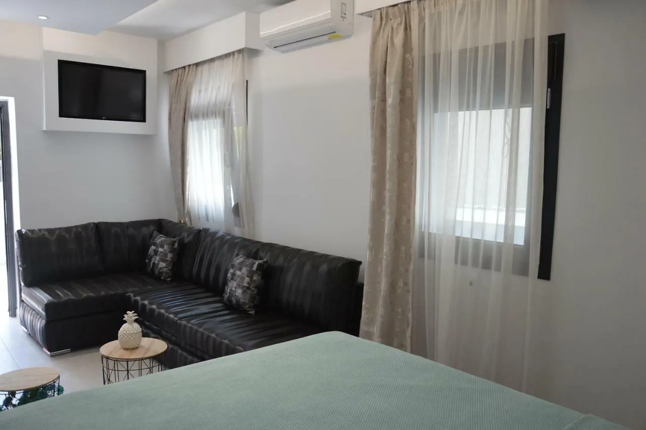 S. Luxury Princess Suite Nea Kallikrateia Greece